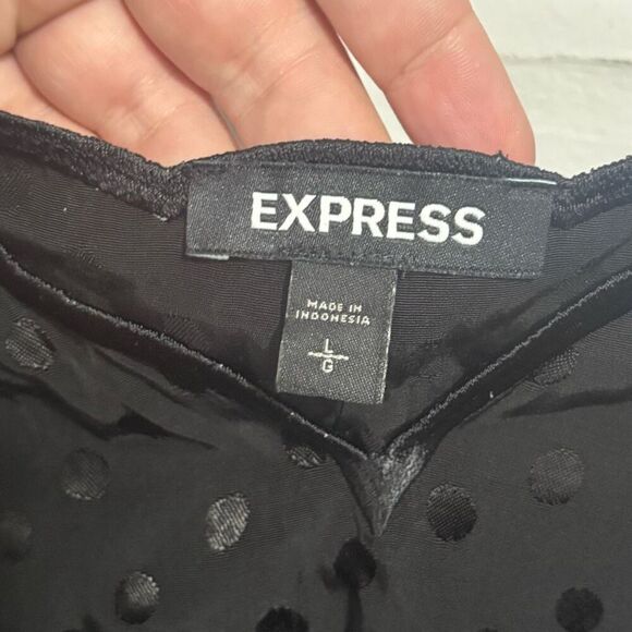 Express Black Polka‎ Dot Dressy Cami Blouse Tank NWT Large - Picture 2 of 6